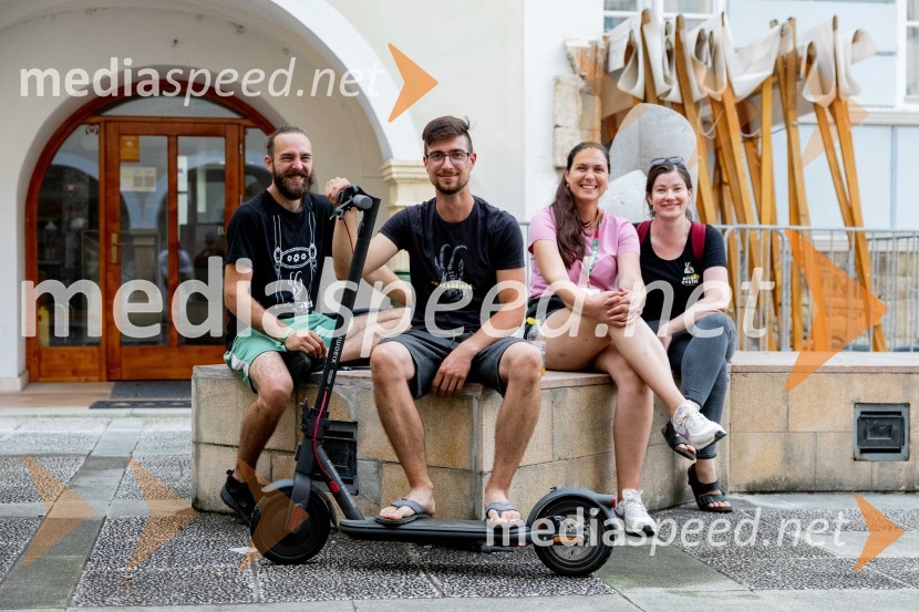  ... ;  ... ;  Tina Belej, direktorica, Stik Laško - Center za šport, turizem, informiranje in kulturo Laško;  ... Pivo in cvetje 2024, zaključna povorka