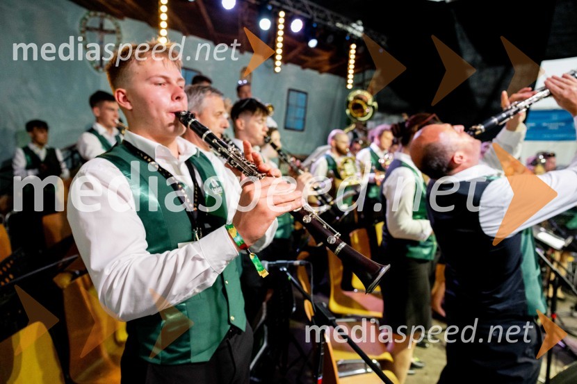 Pivo in cvetje 2024, zaključna povorka