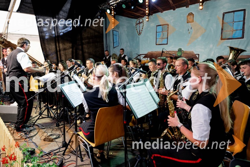 Pivo in cvetje 2024, zaključna povorka