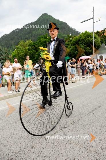 Pivo in cvetje 2024, zaključna povorka