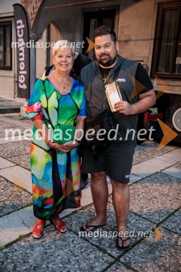  Irena  Butoln, germanistka;  Nejc Simšič, novinarMuzikal Bodyguard, 72. Ljubljana Festival
