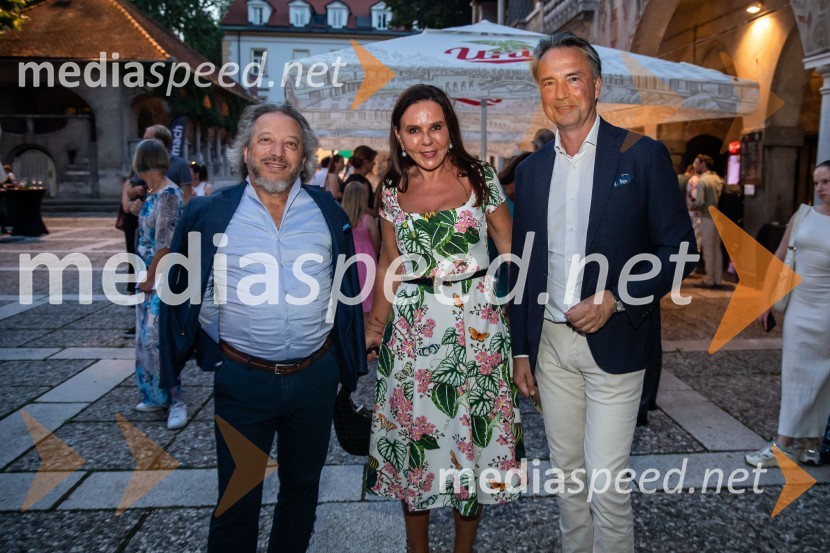  George Pehlivanian, dirigent;  Vesna Kristančič, Movia Wines;  Tomislav Čizmić, predsednik poslovodstva družbe, Telemach Slovenija d.o.o.Muzikal Bodyguard, 72. Ljubljana Festival