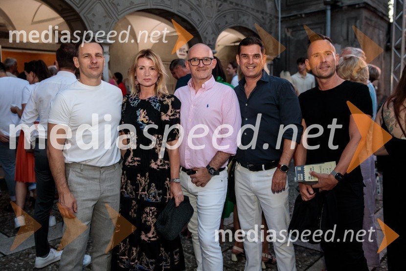 dr. Mitja Pirc, poslovni direktor AT Kearney, d.o.o.;  Metka  Kejžar, direktorica, DigiTalk d.o.o.;  Matej Knific, ustanovitelj in direktor, Luxury Slovenia;  Mattej Valenčič, ustanovitelj in direktor, Luxury Slovenia;  Uroš Škrinar, direktor, MOVITMuzikal Bodyguard, 72. Ljubljana Festival