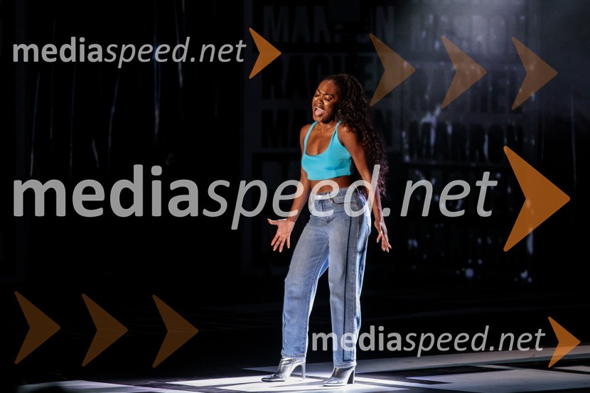  Rhianne-Louise McCaulsky, igralka, pevkaMuzikal Bodyguard, 72. Ljubljana Festival