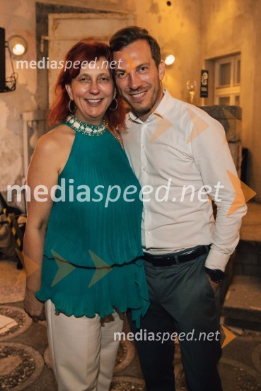  Jerneja  Kamnikar, ustanoviteljica in direktorica Vivo Catering;  ... Muzikal Bodyguard, 72. Ljubljana Festival