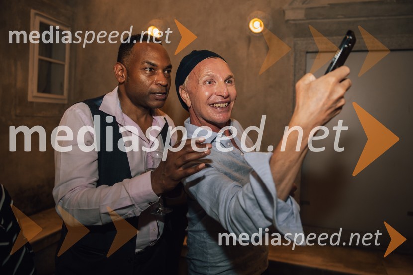  ... ;   Igor  Jelen-Iggy, Hiša umetnosti IGEN CeljeMuzikal Bodyguard, 72. Ljubljana Festival