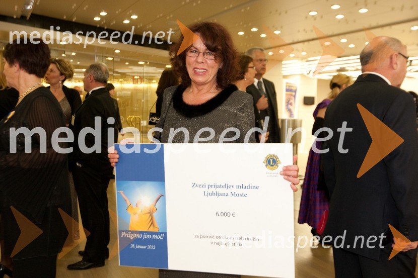  Anita Ogulin, Zveza prijateljev mladineUmrla je humanitarka Anita Ogulin