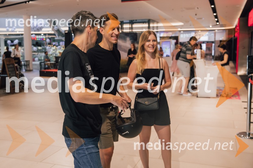  Marko Korošec, fotograf;  ... ;  ... Action Night s filmom Twister 2 v Cineplexx Ljubljana