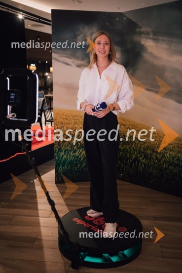  Tjaša Železen, novinarka POP TVAction Night s filmom Twister 2 v Cineplexx Ljubljana