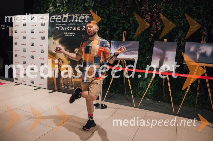  Klemen Bunderla, radijski voditelj, radio AktualAction Night s filmom Twister 2 v Cineplexx Ljubljana