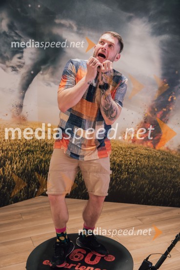  Klemen Bunderla, radijski voditelj, radio AktualAction Night s filmom Twister 2 v Cineplexx Ljubljana