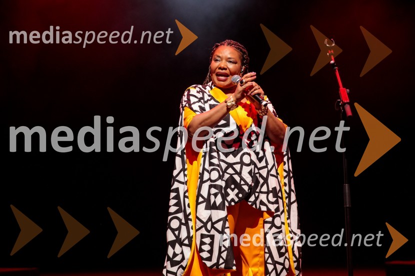  Margareth Menezes, pevkaMargareth Menezes, koncert, Ljubljana Festival