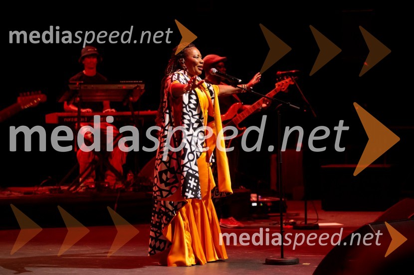  Margareth Menezes, pevkaMargareth Menezes, koncert, Ljubljana Festival