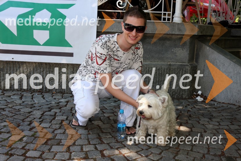 Damjan Murko, pevec1. Tačkov tek