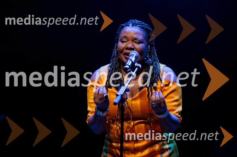  Margareth Menezes, pevkaMargareth Menezes, koncert, Ljubljana Festival