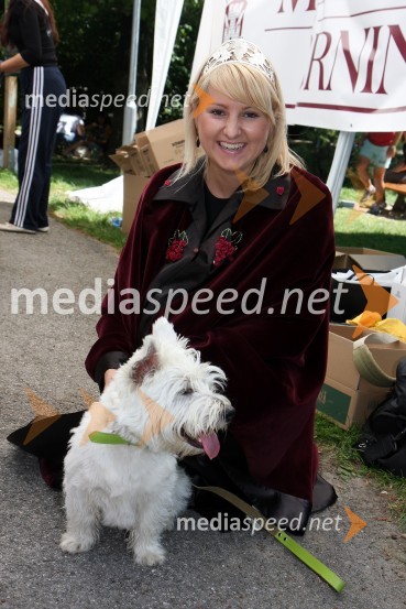 Simona Žugelj, druga kraljica metliške črnine1. Tačkov tek