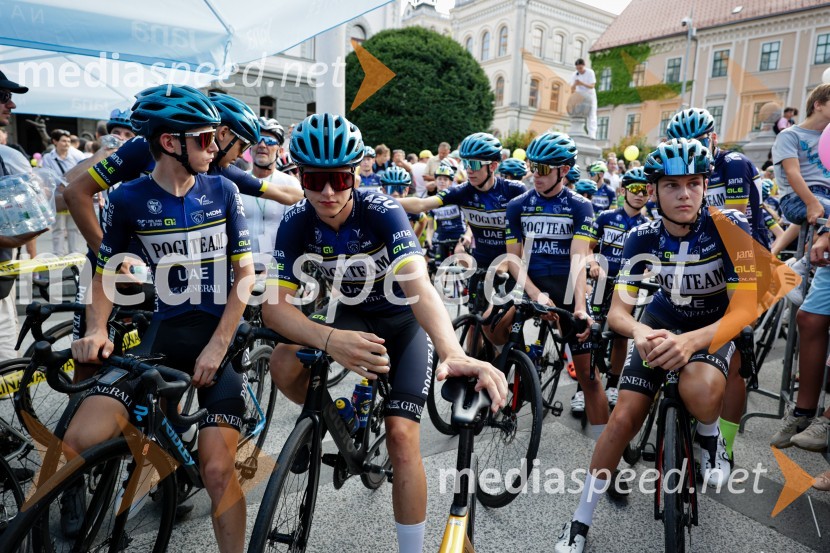 Sprejem Tadeja Pogačarja v Ljubljani