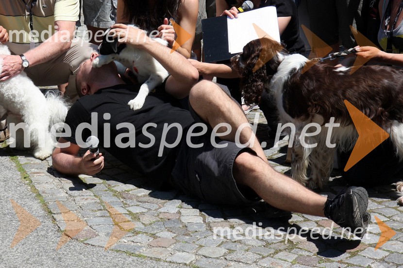 Sašo Papp, moderator Radia Center s pasjimi oboževalci1. Tačkov tek