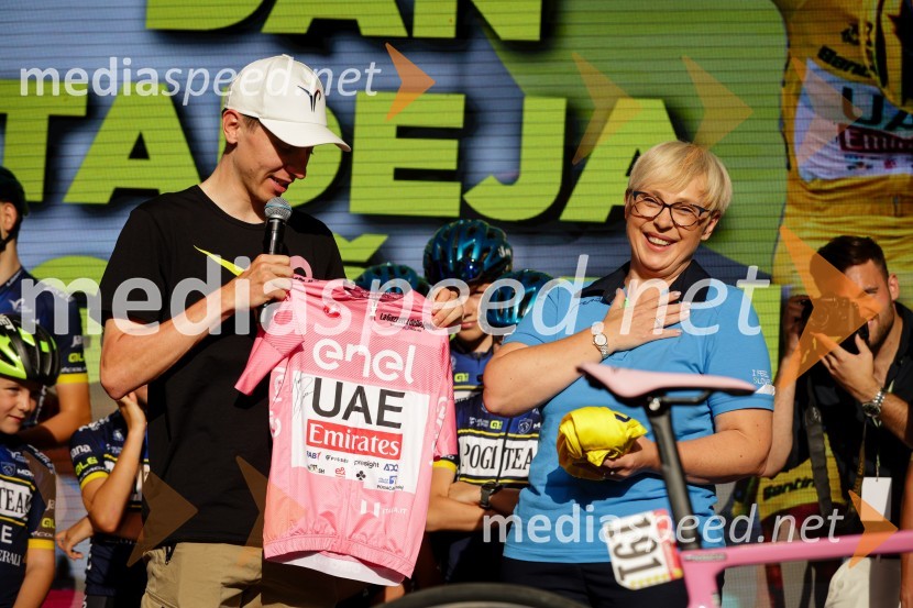  Tadej Pogačar, kolesar; dr. Nataša Pirc Musar, predsednica Republike SlovenijeSprejem Tadeja Pogačarja v Ljubljani