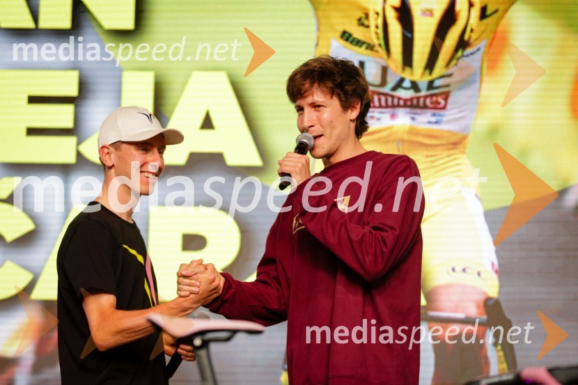  Tadej Pogačar, kolesar;  Mark Jacob Cavazza - Vazz, raperSprejem Tadeja Pogačarja v Ljubljani