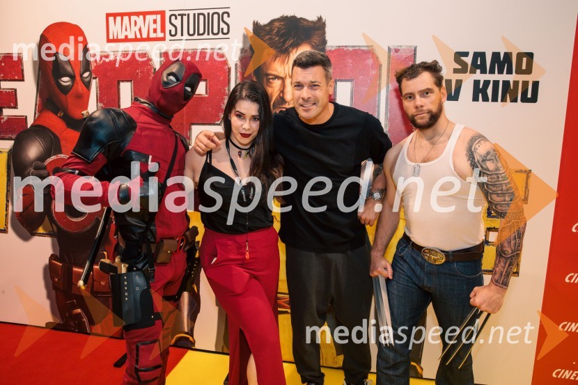  Matic  Gaiser, cosplayer, costumer;  Simona Bračun Rok, Cineplexx;  Klemen Bučan, radijski voditelj, stand-up komik, DJ;  Jurij K. KoyaVečer superjunakov s filmom Deadpool & Wolverine v Cineplexx Ljubljana