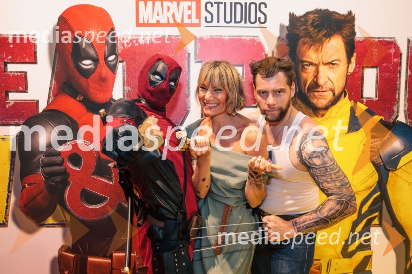  Matic  Gaiser, cosplayer, costumer;  Ana Raščan, voditeljica in novinarka;  Kaja Kočevar- Kaya Solo, vlogerkaVečer superjunakov s filmom Deadpool & Wolverine v Cineplexx Ljubljana