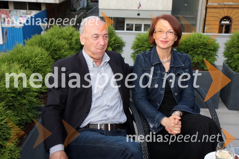 Janez Ujčič, generalni direktor RTS in mestni svetnik MOM, in Mirjana Koren, direktorica Pokrajinskega muzeja MariborRdeča preproga s Sebastianom, snemanje zaključne oddaje