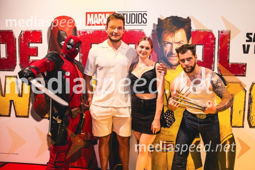  Matic  Gaiser, cosplayer, costumer;  Andrej Pavličević, osebni trener in ustvarjalec vsebin;  Gaja Hribernik, ustvarjalka vsebin, osebna trenerka;  Jurij K. KoyaVečer superjunakov s filmom Deadpool & Wolverine v Cineplexx Ljubljana