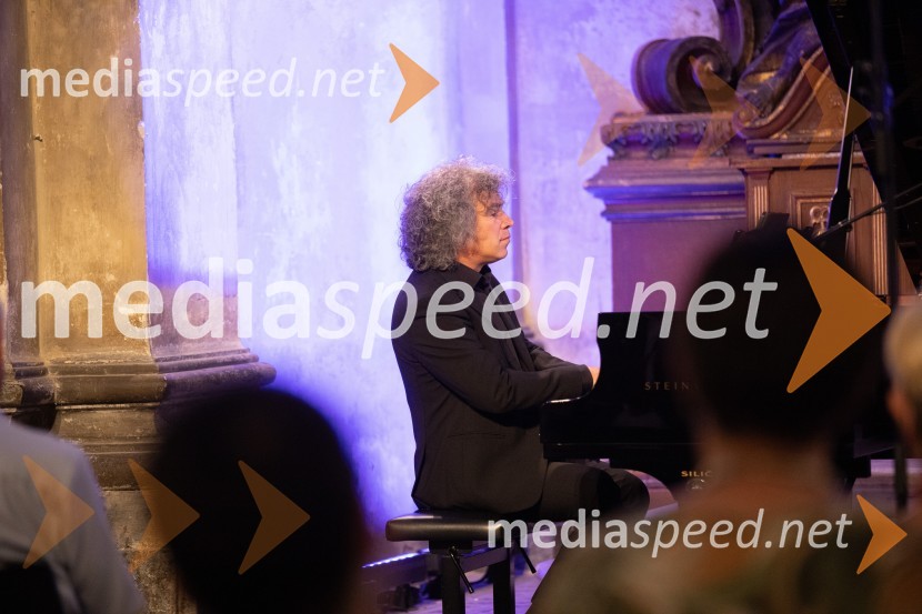  Christoph  Berner, pianistMartina Janková in Christoph Berner na Ljubljana Festivalu