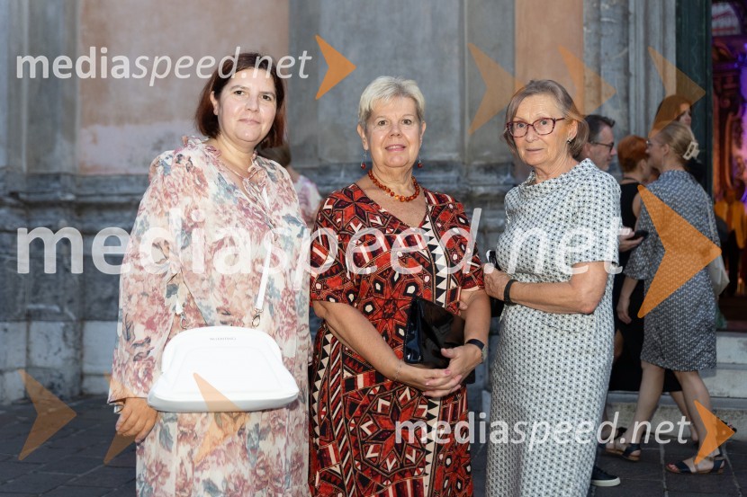  Teja Pelko, novinarka;  Irena  Butoln, germanistka;  ... Martina Janková in Christoph Berner na Ljubljana Festivalu