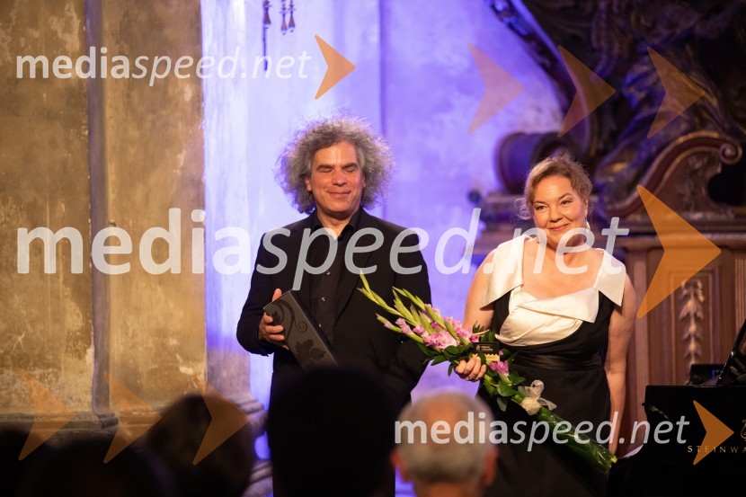  Christoph  Berner, pianist;  Martina  Janková, sopranistkaMartina Janková in Christoph Berner na Ljubljana Festivalu
