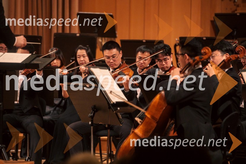Simfonični orkester iz Ningboja na Ljubljana Festivalu