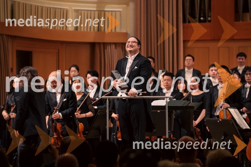  Ji  Yu, dirigentSimfonični orkester iz Ningboja na Ljubljana Festivalu