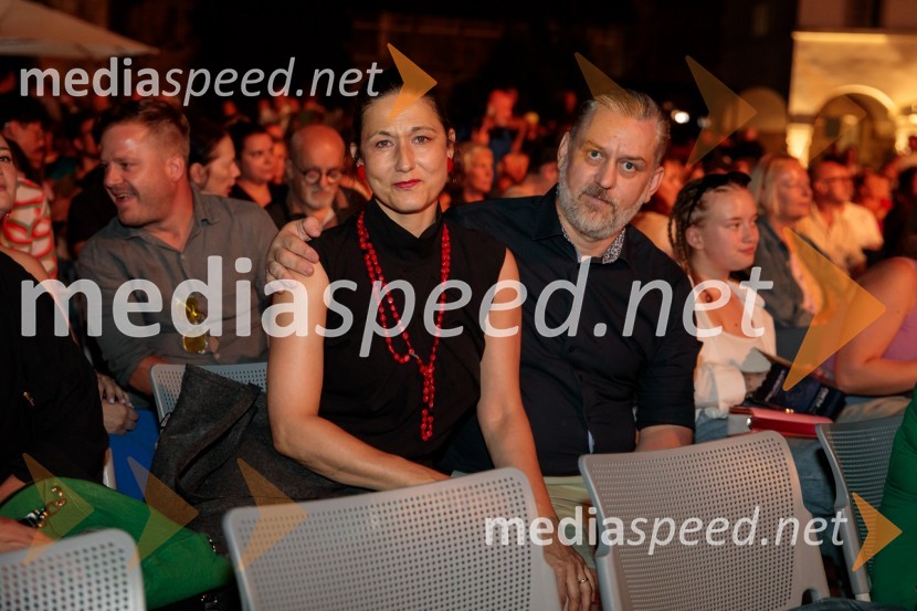  Barbara Zemljič, režiserka;  Klemen Dvornik, filmski in televizijski režiser ter predsednik NS DSROdrešitev za začetnike, predpremiera filma Sonje Prosenc