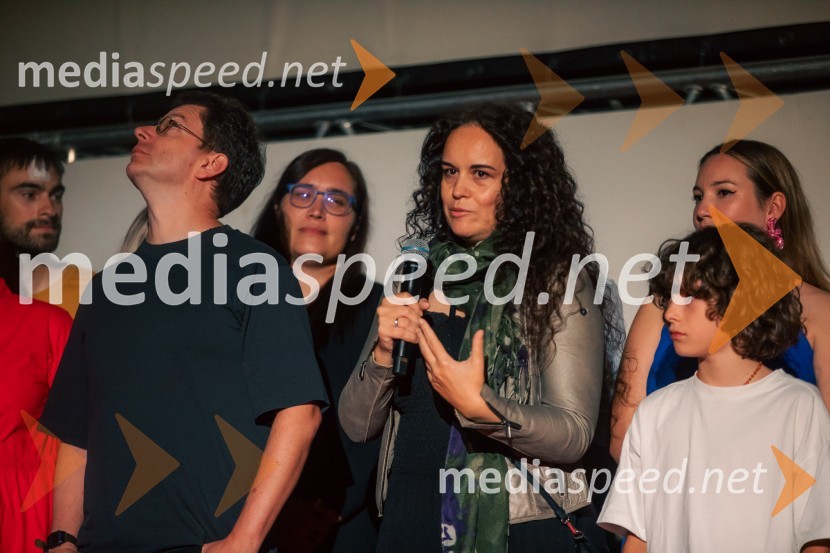  Primož Hladnik, Duo Silence;  ... ;  Sonja Prosenc, režiserka in scenaristka;  Borja Repe Novak;  ... Odrešitev za začetnike, predpremiera filma Sonje Prosenc