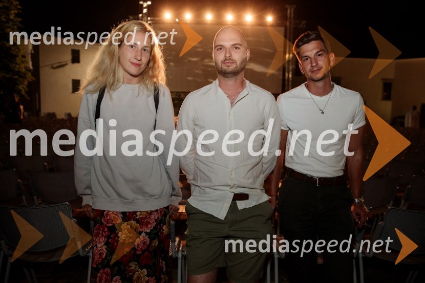  Ivana Percan Kodarin, igralka;  Martin Draksler, režiser;  ... Odrešitev za začetnike, predpremiera filma Sonje Prosenc