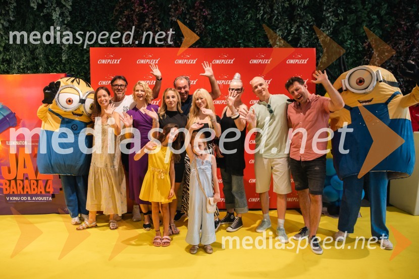  Maša Tiselj, sinhronizatorka, igralka;  Jernej Kuntner, igralec;  Alenka Kraigher, igralka;  Neža Bunič;  Vita Škof;  Marjan Bunič, pevec, voditelj, Radio Ognjišče;  Žaža Livija Müller;  Brina Arbajter, pevka, glasovna igralka;  Miroslava Berginc, prevajalka, glasovna igralka;  Matevž Müller, igralec;  Žiga Bunič, igralecJaz, baraba 4, premiera v Cineplexx Ljubljana