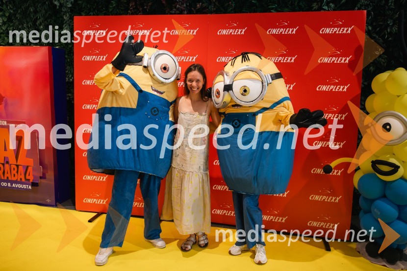  Maša Tiselj, sinhronizatorka, igralkaJaz, baraba 4, premiera v Cineplexx Ljubljana