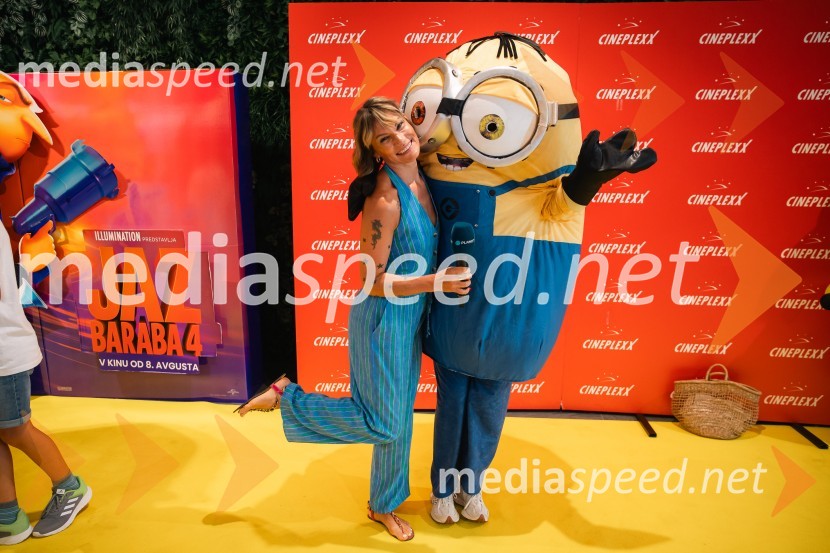  Ana Raščan, voditeljica in novinarkaJaz, baraba 4, premiera v Cineplexx Ljubljana