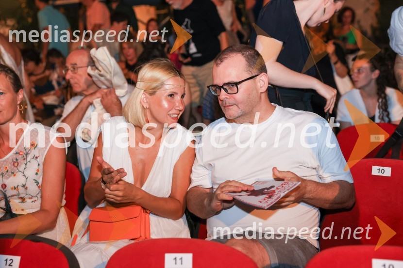 Natalija Cvetko, Mediaspeed d.o.o.;  Alan Kavčič, predstavnik za odnose z javnostmi SNG MariborBalet Gospa Bovary na Splitskem poletnem festivalu