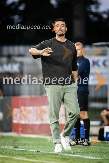  Albert Riera, trener NK CeljePrva slovenska nogometna liga 2024/2025 Mura-Celje 1:0