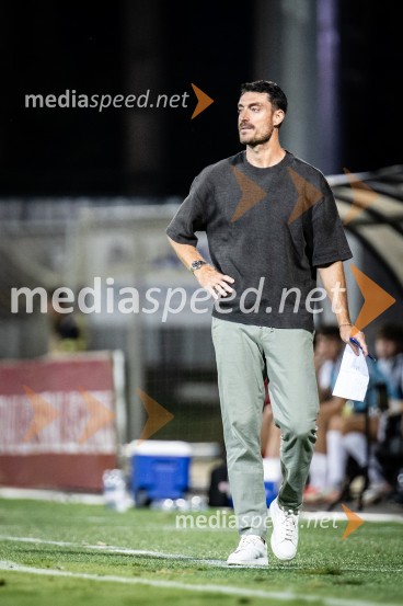  Albert Riera, trener NK CeljePrva slovenska nogometna liga 2024/2025 Mura-Celje 1:0