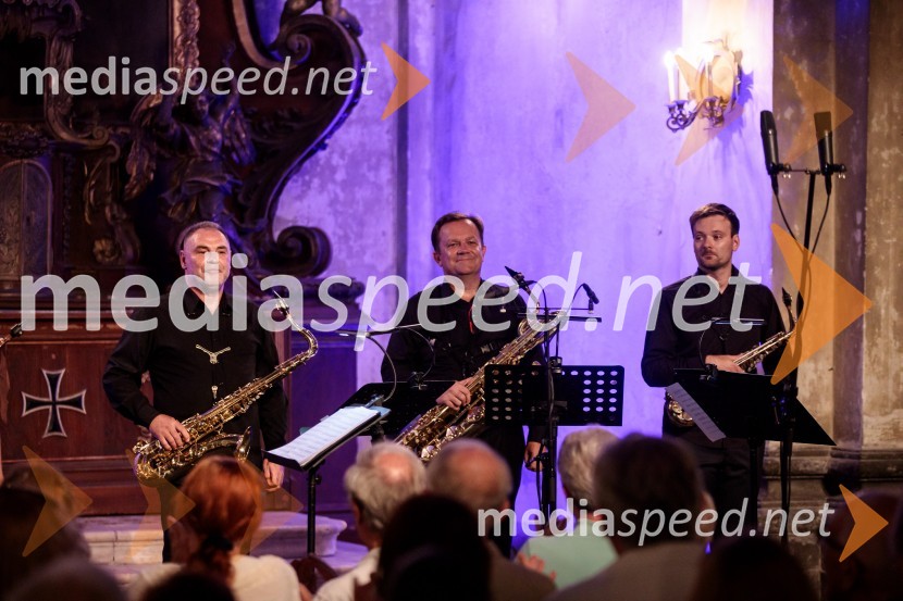 prof. Matjaž Drevenšek, saksofonist;  Dejan Prešiček, baritonski saksofon, 4 Saxess Ensemble;  Oskar Laznik, altovski saksofon, 4 Saxess EnsembleKvartet saksofonov Ensemble 4Saxess na Ljubljana Festivalu