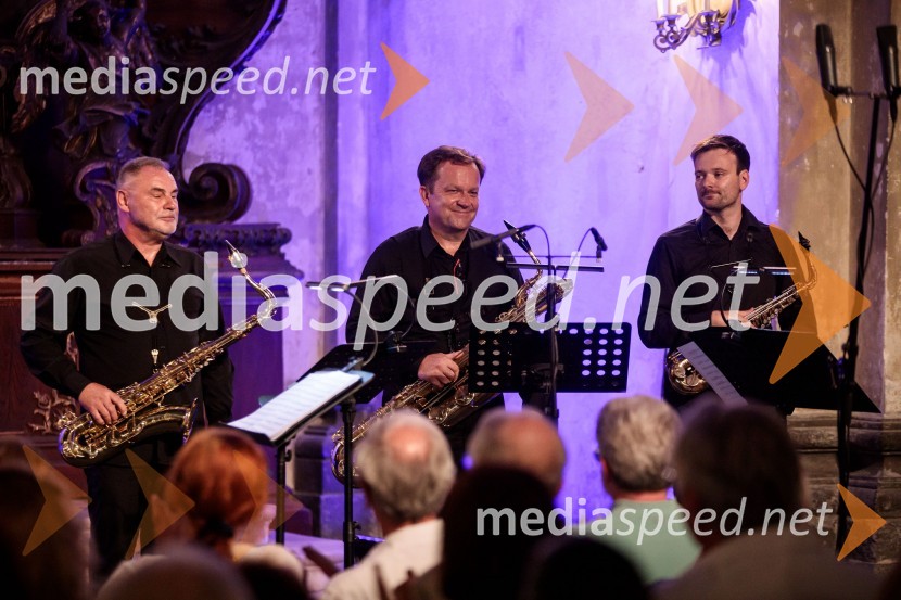 prof. Matjaž Drevenšek, saksofonist;  Dejan Prešiček, baritonski saksofon, 4 Saxess Ensemble;  Oskar Laznik, altovski saksofon, 4 Saxess EnsembleKvartet saksofonov Ensemble 4Saxess na Ljubljana Festivalu