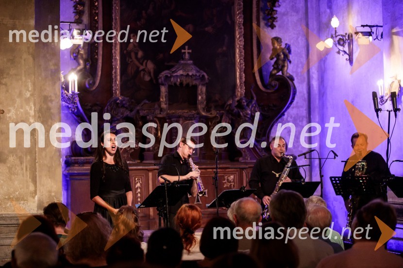  Mojca Bitenc, sopran;  Andrej Omejc, sopranski saksofon, 4 Saxess Ensemble; prof. Matjaž Drevenšek, saksofonist;  Dejan Prešiček, baritonski saksofon, 4 Saxess EnsembleKvartet saksofonov Ensemble 4Saxess na Ljubljana Festivalu