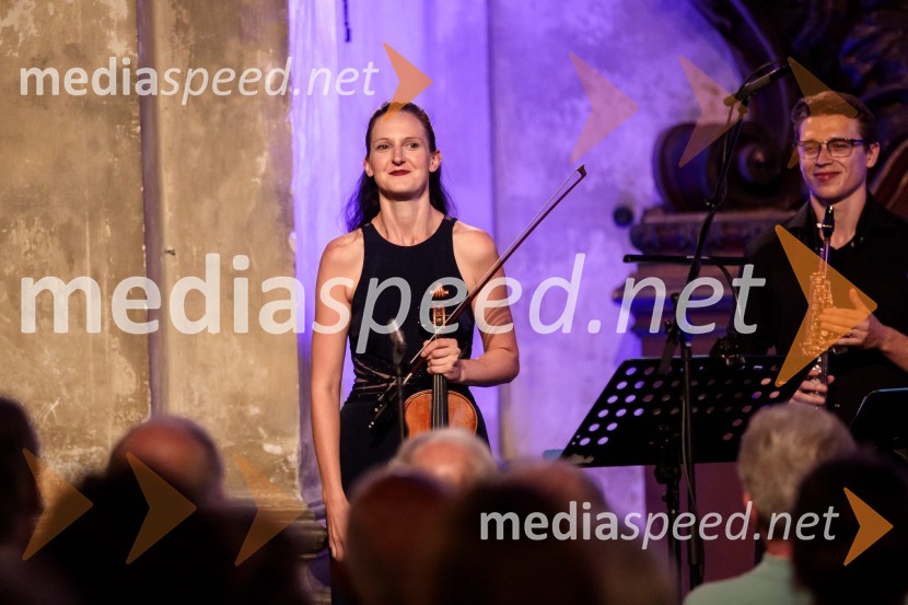  Petra Kovačič, violina;  Andrej Omejc, sopranski saksofon, 4 Saxess EnsembleKvartet saksofonov Ensemble 4Saxess na Ljubljana Festivalu