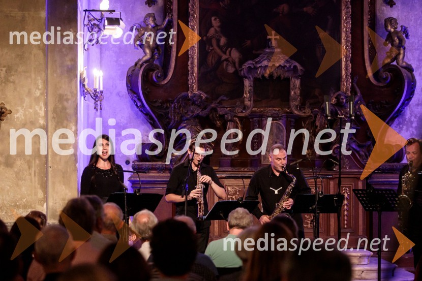 Mojca Bitenc, sopran;  Andrej Omejc, sopranski saksofon, 4 Saxess Ensemble; prof. Matjaž Drevenšek, saksofonistKvartet saksofonov Ensemble 4Saxess na Ljubljana Festivalu