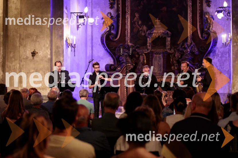  Gabriel Lipuš, bariton;  Andrej Omejc, sopranski saksofon, 4 Saxess Ensemble; prof. Matjaž Drevenšek, saksofonist;  Dejan Prešiček, baritonski saksofon, 4 Saxess Ensemble;  Oskar Laznik, altovski saksofon, 4 Saxess EnsembleKvartet saksofonov Ensemble 4Saxess na Ljubljana Festivalu