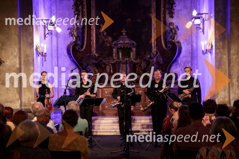  Petra Kovačič, violina;  Andrej Omejc, sopranski saksofon, 4 Saxess Ensemble; prof. Matjaž Drevenšek, saksofonist;  Dejan Prešiček, baritonski saksofon, 4 Saxess Ensemble;  Oskar Laznik, altovski saksofon, 4 Saxess EnsembleKvartet saksofonov Ensemble 4Saxess na Ljubljana Festivalu