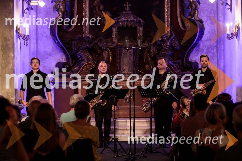  Andrej Omejc, sopranski saksofon, 4 Saxess Ensemble; prof. Matjaž Drevenšek, saksofonist;  Dejan Prešiček, baritonski saksofon, 4 Saxess Ensemble;  Oskar Laznik, altovski saksofon, 4 Saxess EnsembleKvartet saksofonov Ensemble 4Saxess na Ljubljana Festivalu